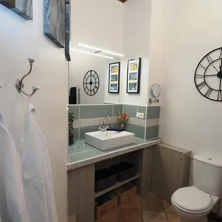 Cent Cinq - Unique In The Heart Of Apt